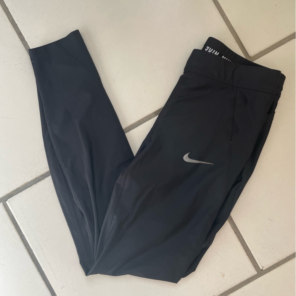Nike High Waisted Black Leggings